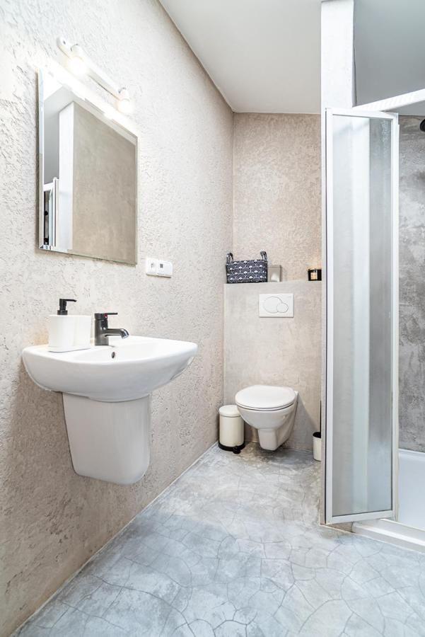 Penzion Vinarstvi W18 Velké Bílovice Exterior foto